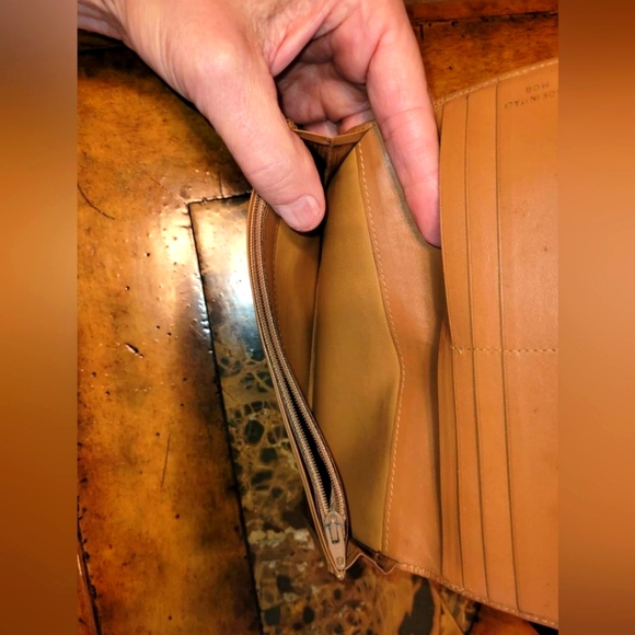 Celine leather bi fold wallet - Picture 8 of 11